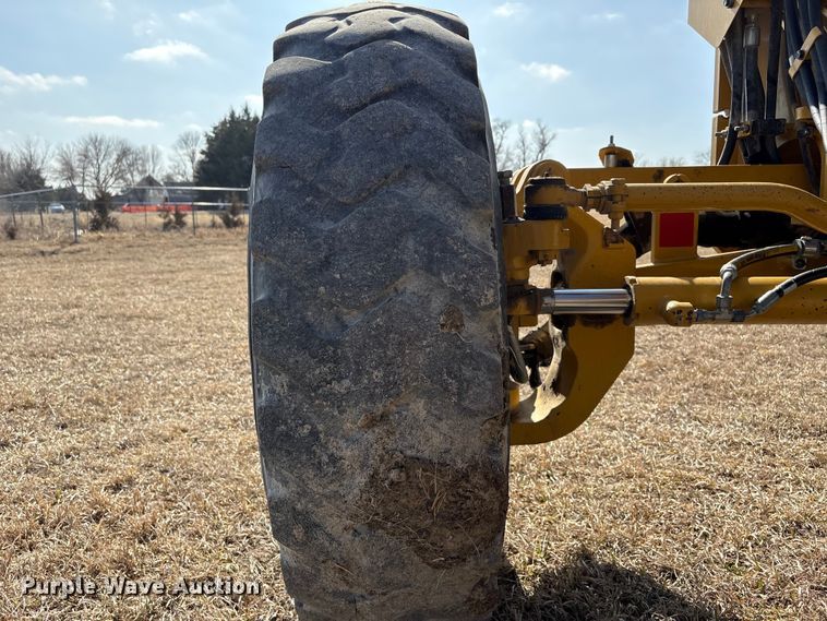 image for item FG2726 2018 Caterpillar 12M3 AWD motor grader