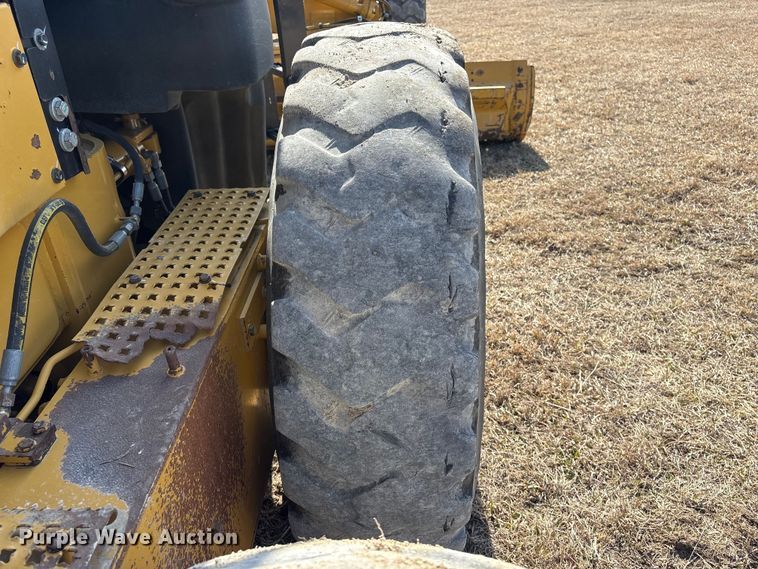 image for item FG2726 2018 Caterpillar 12M3 AWD motor grader