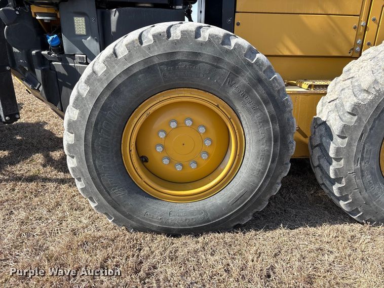 image for item FG2726 2018 Caterpillar 12M3 AWD motor grader