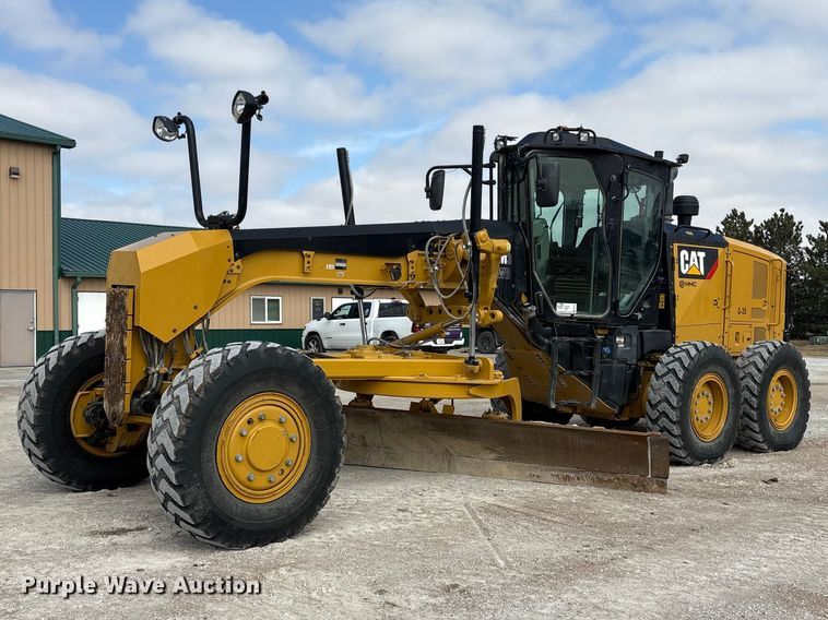 image for item FG2727 2018 Caterpillar 12M3 AWD motor grader