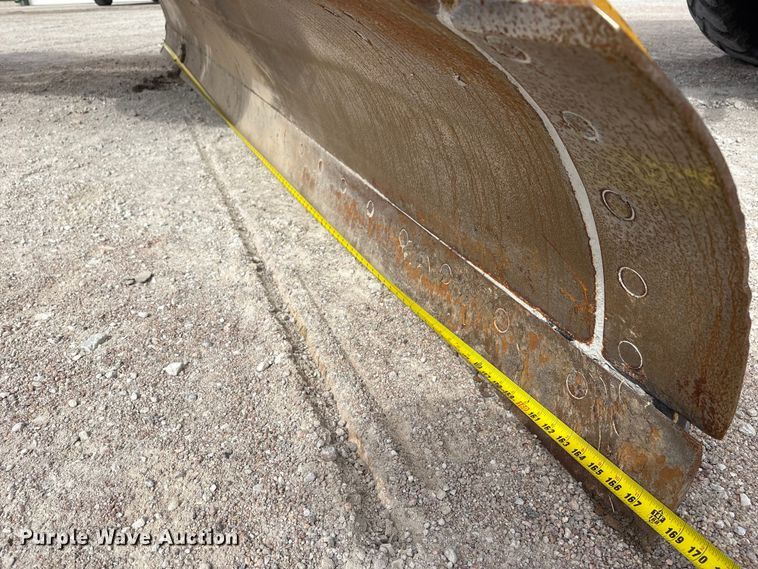 image for item FG2727 2018 Caterpillar 12M3 AWD motor grader