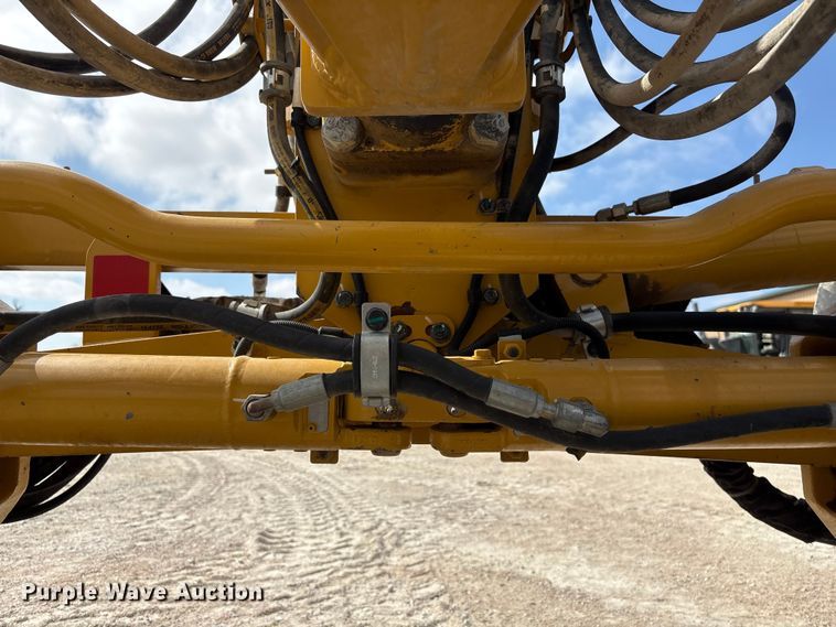 image for item FG2727 2018 Caterpillar 12M3 AWD motor grader