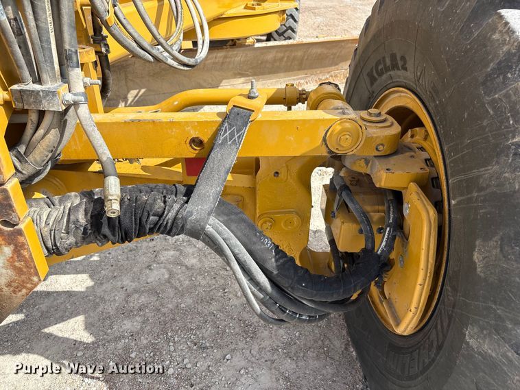 image for item FG2727 2018 Caterpillar 12M3 AWD motor grader