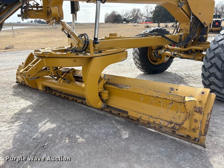 image for item FG2727 2018 Caterpillar 12M3 AWD motor grader