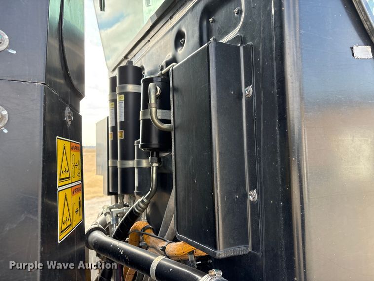 image for item FG2727 2018 Caterpillar 12M3 AWD motor grader