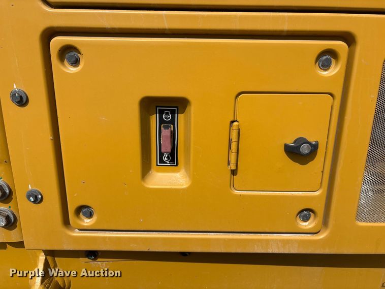 image for item FG2727 2018 Caterpillar 12M3 AWD motor grader