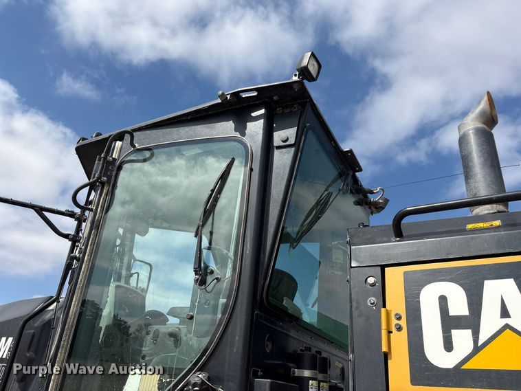 image for item FG2727 2018 Caterpillar 12M3 AWD motor grader