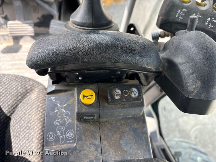 image for item FG2727 2018 Caterpillar 12M3 AWD motor grader