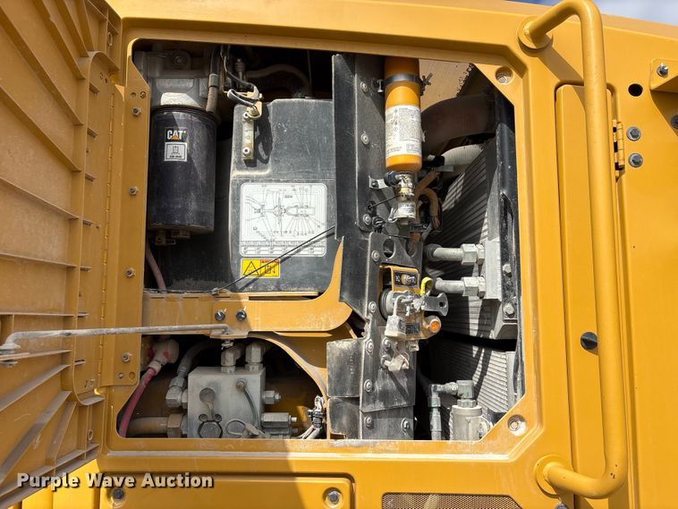 image for item FG2727 2018 Caterpillar 12M3 AWD motor grader