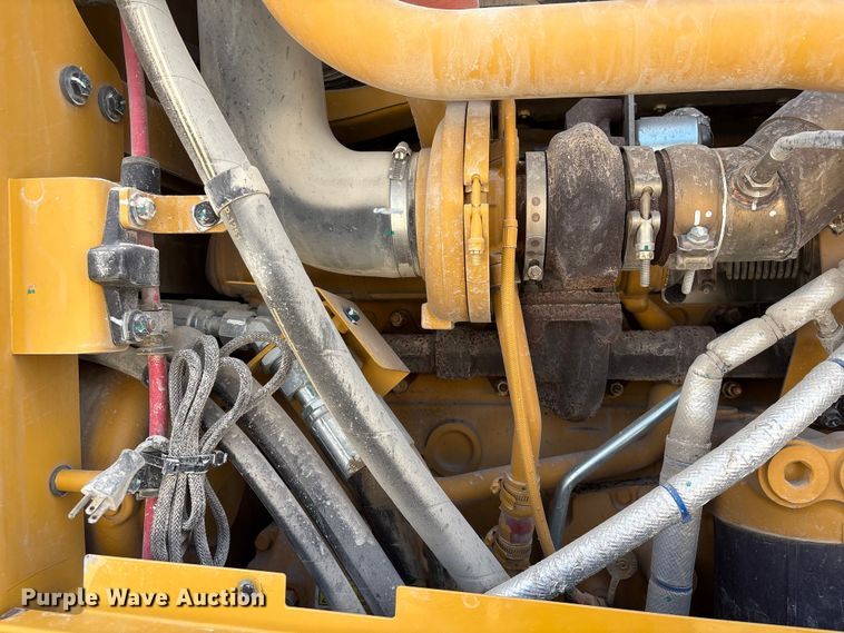 image for item FG2727 2018 Caterpillar 12M3 AWD motor grader