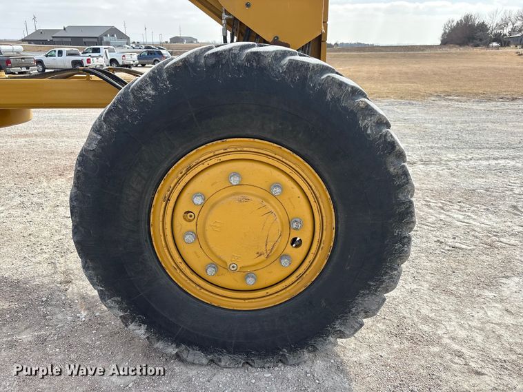 image for item FG2727 2018 Caterpillar 12M3 AWD motor grader