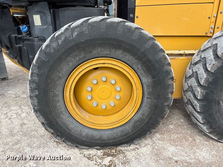 image for item FG2727 2018 Caterpillar 12M3 AWD motor grader