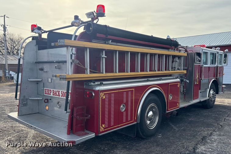 image for item FI0137 1985 Hahn HCP17 pumper fire truck
