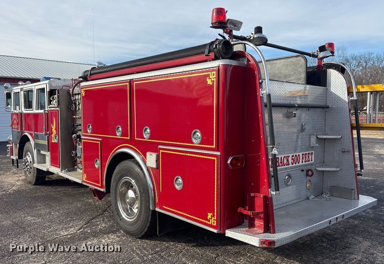 image for item FI0137 1985 Hahn HCP17 pumper fire truck