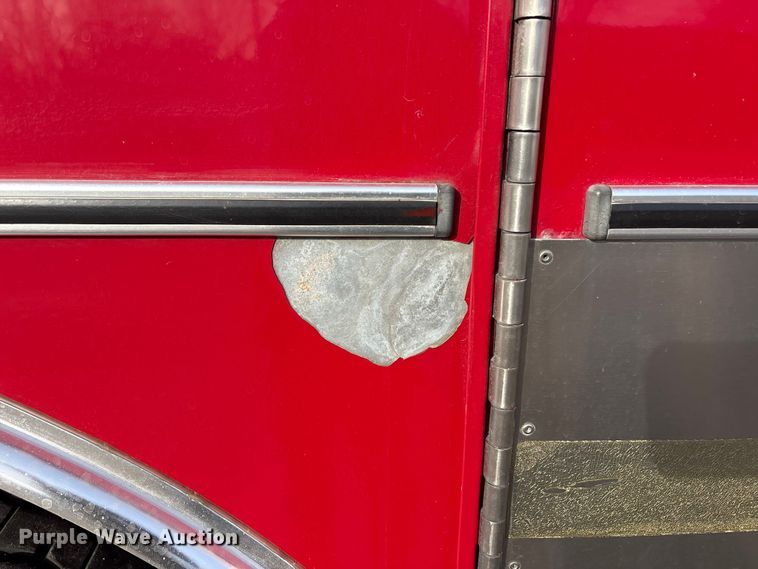 image for item FI0137 1985 Hahn HCP17 pumper fire truck