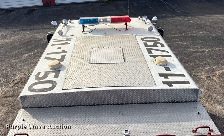 image for item FI0137 1985 Hahn HCP17 pumper fire truck