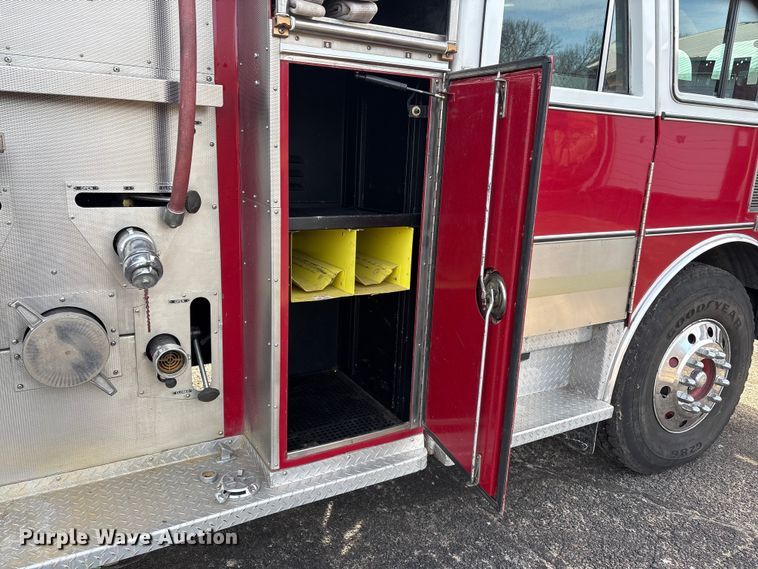 image for item FI0137 1985 Hahn HCP17 pumper fire truck