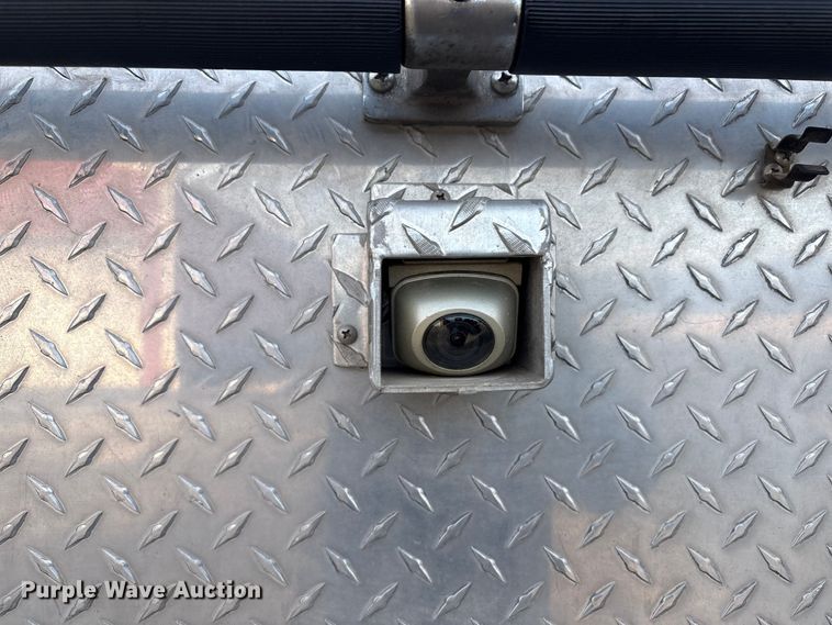 image for item FI0137 1985 Hahn HCP17 pumper fire truck