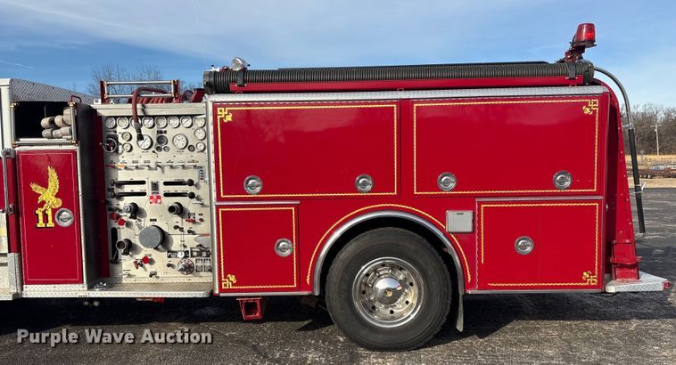 image for item FI0137 1985 Hahn HCP17 pumper fire truck