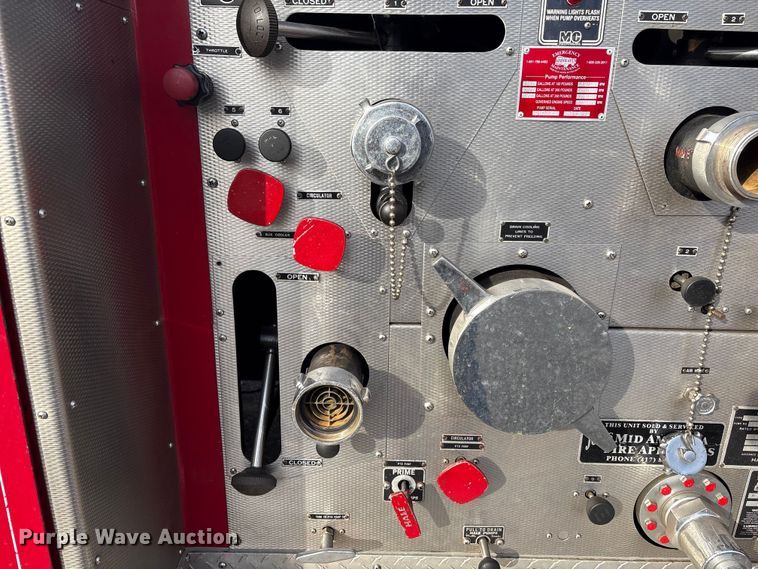 image for item FI0137 1985 Hahn HCP17 pumper fire truck