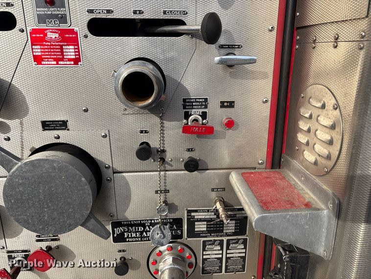 image for item FI0137 1985 Hahn HCP17 pumper fire truck