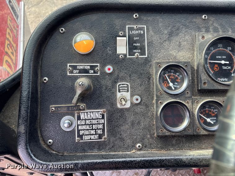 image for item FI0137 1985 Hahn HCP17 pumper fire truck