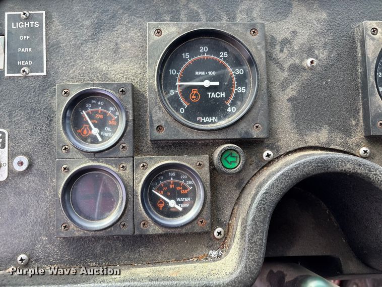 image for item FI0137 1985 Hahn HCP17 pumper fire truck