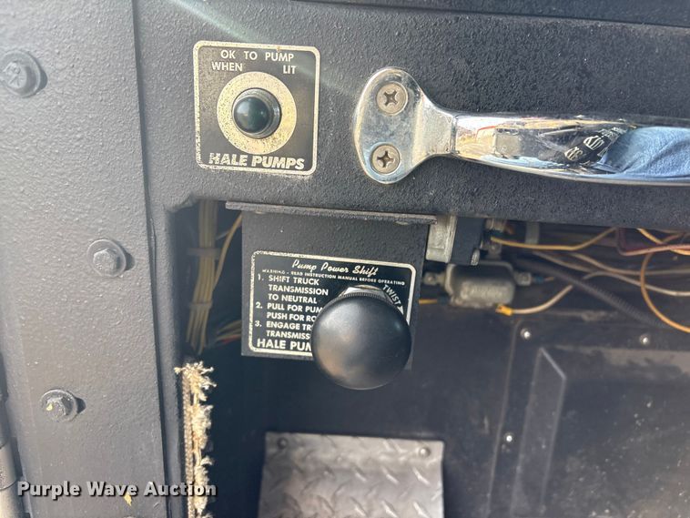 image for item FI0137 1985 Hahn HCP17 pumper fire truck