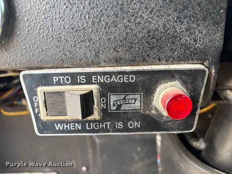 image for item FI0137 1985 Hahn HCP17 pumper fire truck