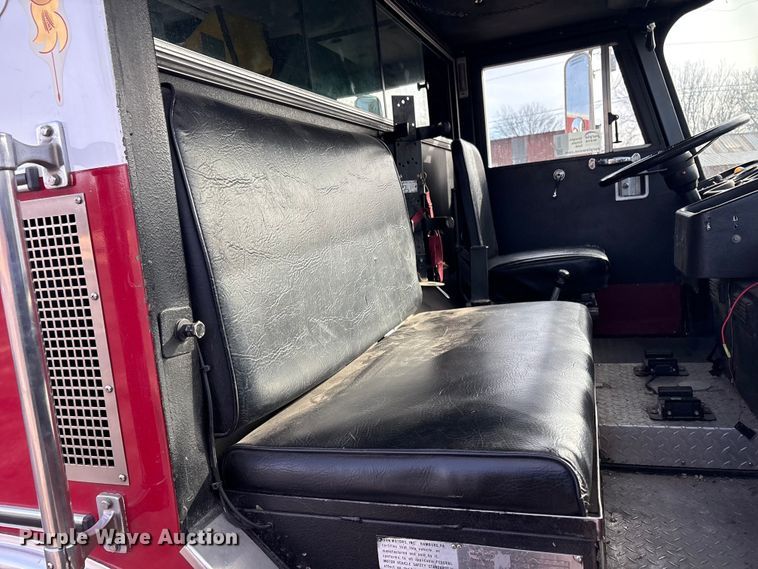 image for item FI0137 1985 Hahn HCP17 pumper fire truck