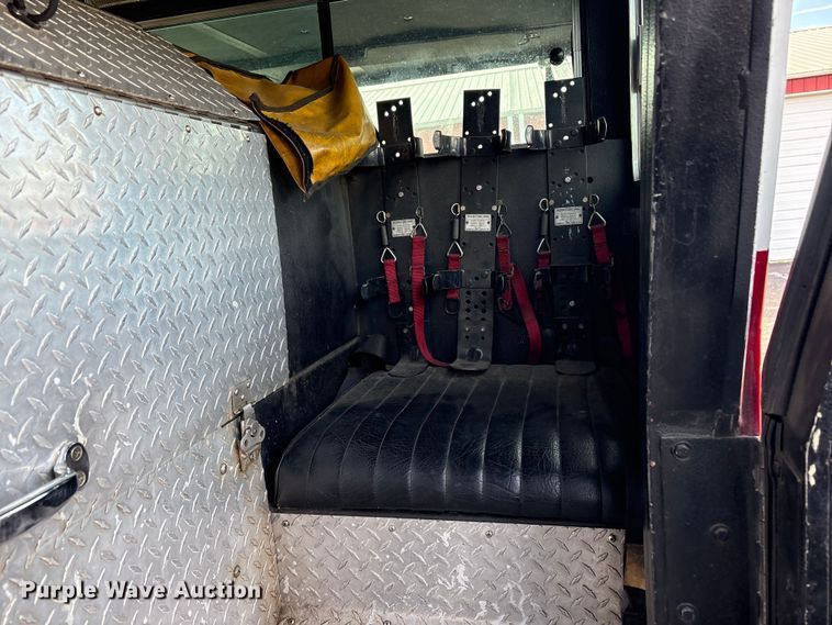 image for item FI0137 1985 Hahn HCP17 pumper fire truck