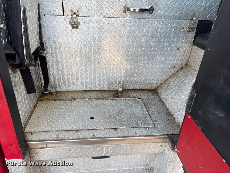 image for item FI0137 1985 Hahn HCP17 pumper fire truck