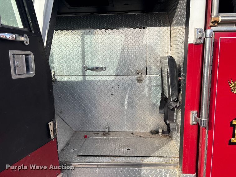 image for item FI0137 1985 Hahn HCP17 pumper fire truck