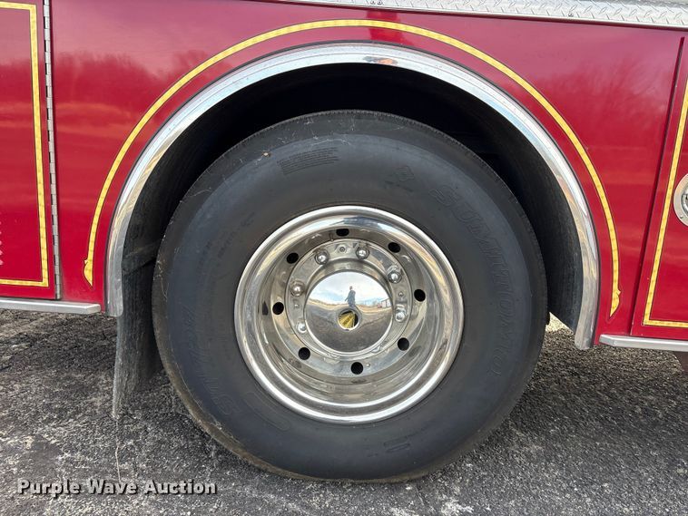 image for item FI0137 1985 Hahn HCP17 pumper fire truck