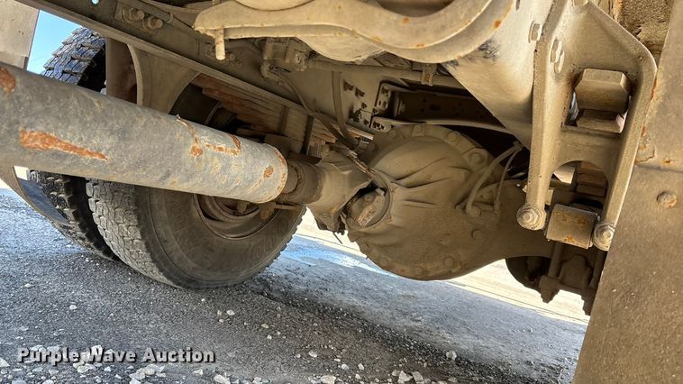 image for item FI0863 2009 Freightliner Business Class M2 refuse truck