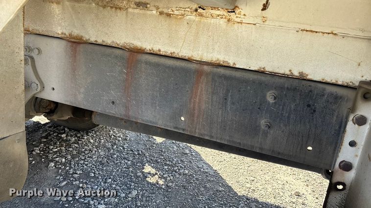 image for item FI0863 2009 Freightliner Business Class M2 refuse truck