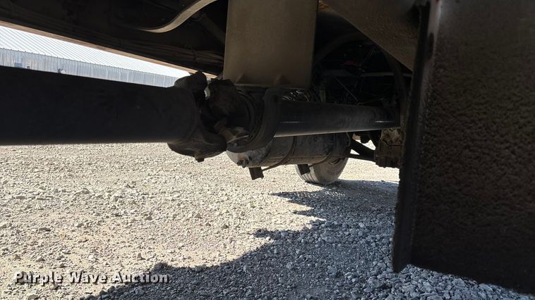 image for item FI0863 2009 Freightliner Business Class M2 refuse truck