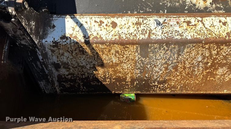 image for item FI0863 2009 Freightliner Business Class M2 refuse truck