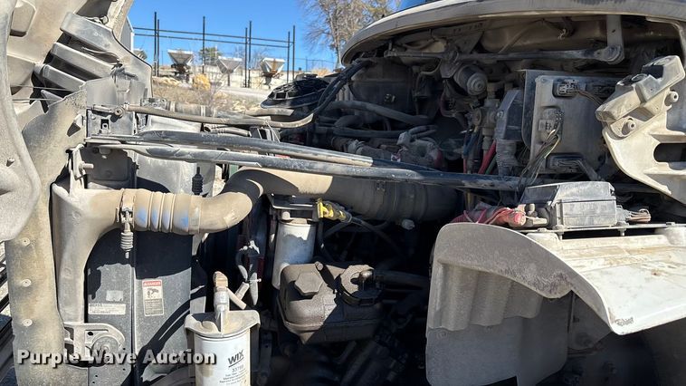 image for item FI0863 2009 Freightliner Business Class M2 refuse truck