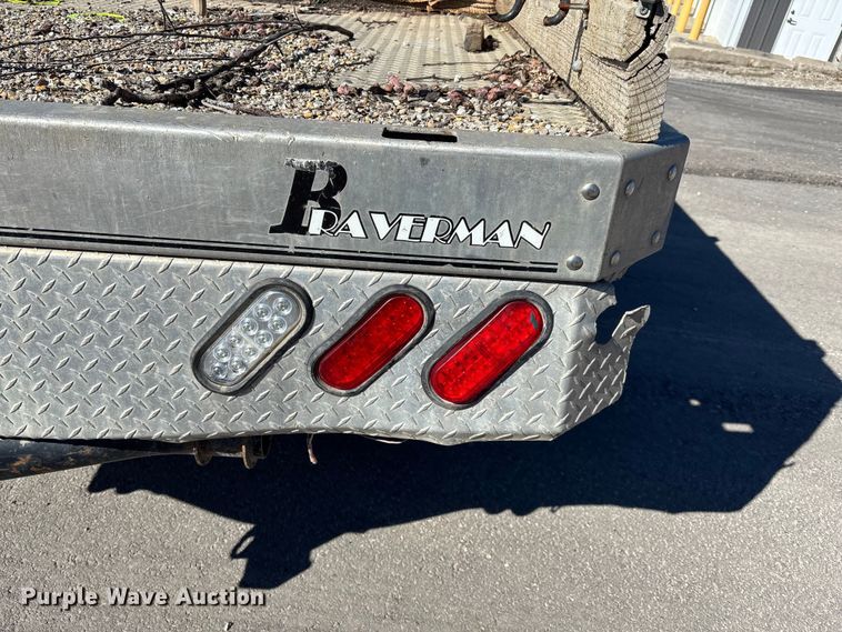 image for item FI0865 2008 Chevrolet Silverado 2500HD flatbed pickup truck