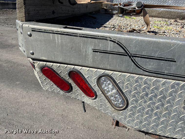 image for item FI0865 2008 Chevrolet Silverado 2500HD flatbed pickup truck