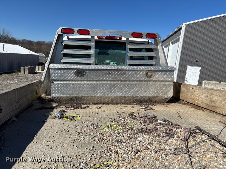 image for item FI0865 2008 Chevrolet Silverado 2500HD flatbed pickup truck