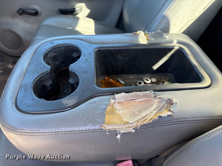 image for item FI0865 2008 Chevrolet Silverado 2500HD flatbed pickup truck