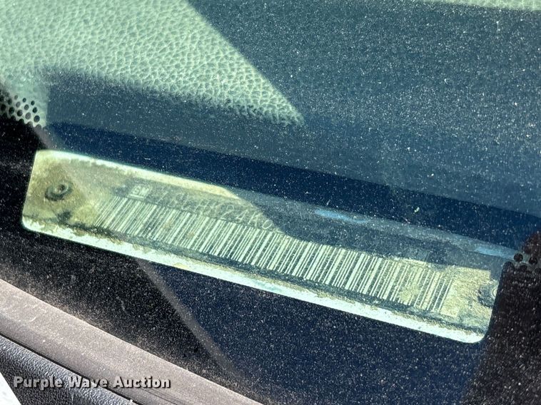 image for item FI0865 2008 Chevrolet Silverado 2500HD flatbed pickup truck