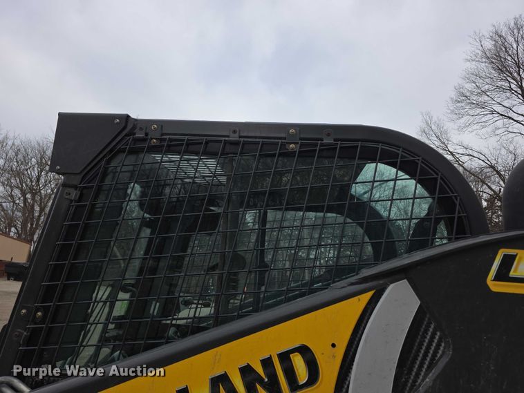 image for item FI0891 2013 New Holland L230 skid steer loader