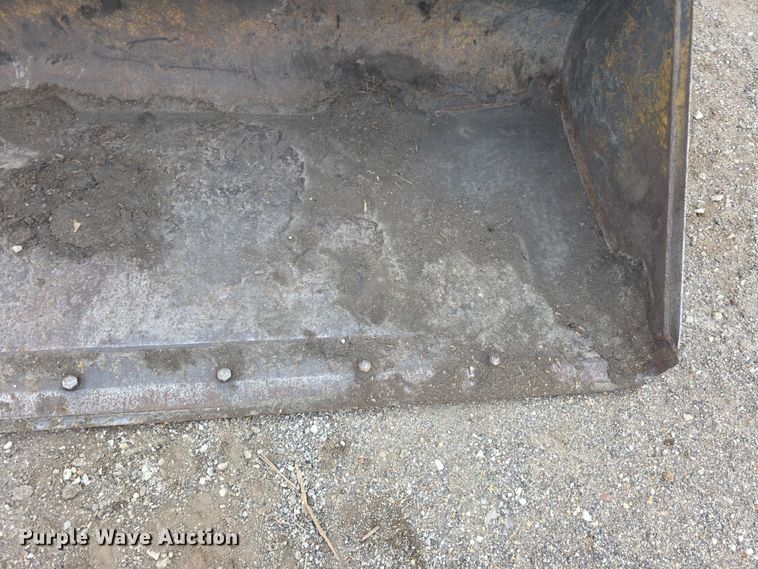 image for item FI0891 2013 New Holland L230 skid steer loader