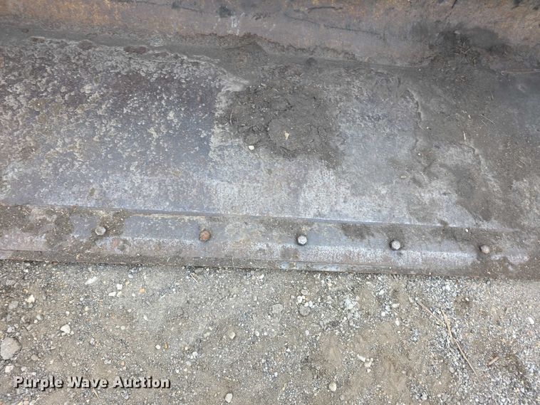 image for item FI0891 2013 New Holland L230 skid steer loader