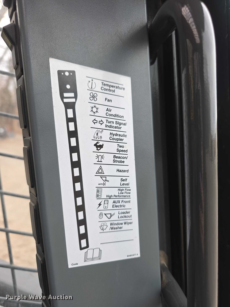 image for item FI0891 2013 New Holland L230 skid steer loader