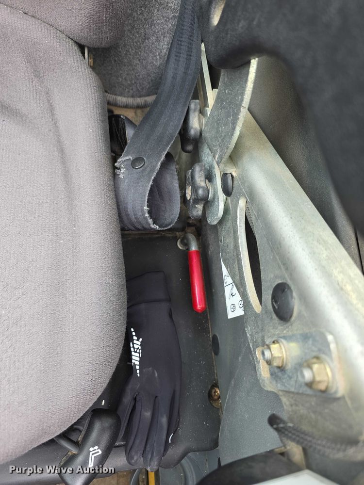 image for item FI0891 2013 New Holland L230 skid steer loader