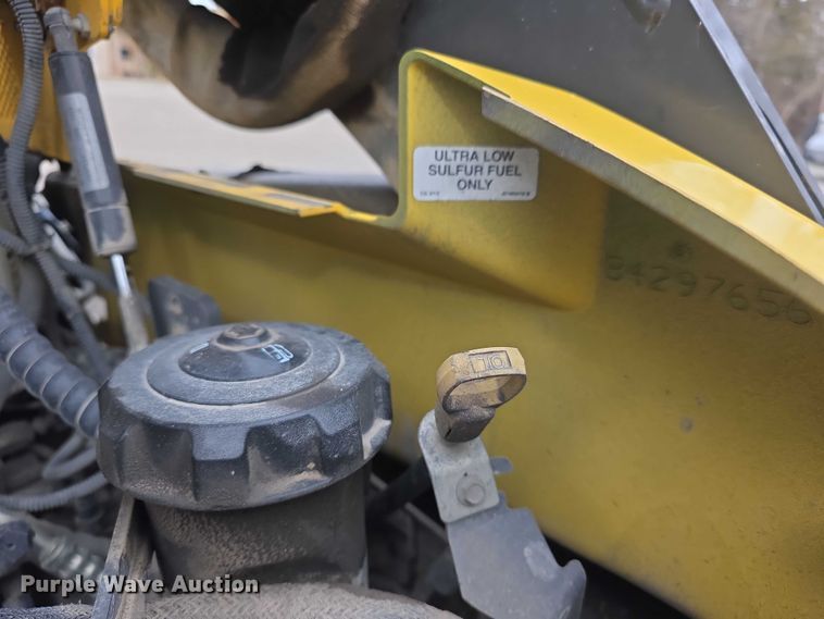 image for item FI0891 2013 New Holland L230 skid steer loader